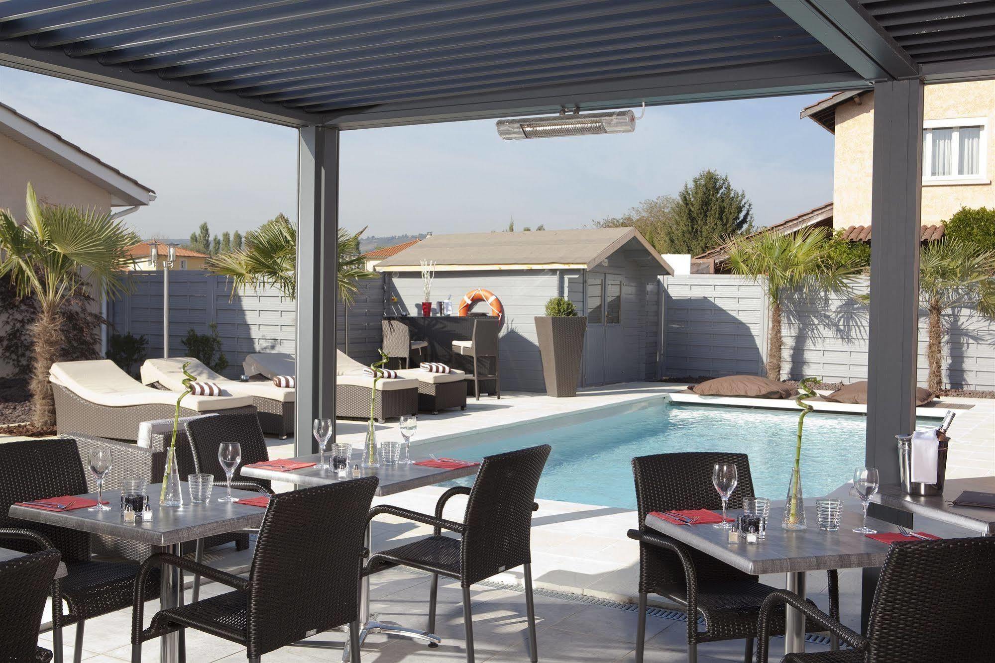 Contact Hotels Les Pierres Dorees Amberieux d'Azergues Exterior photo